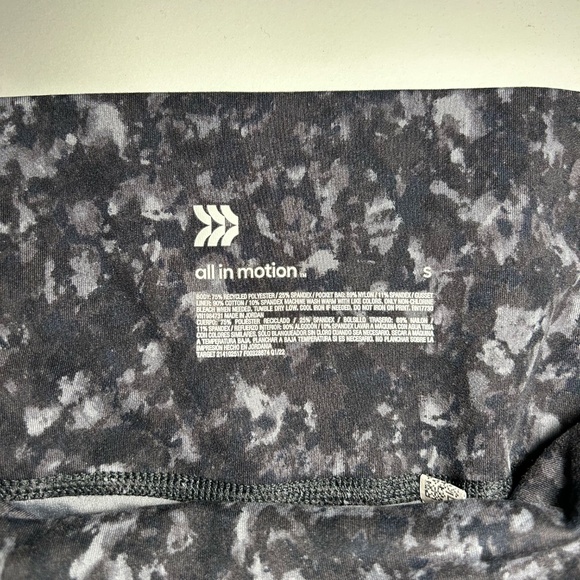 Women's Bike Shorts - Size S - Picture 5 of 5